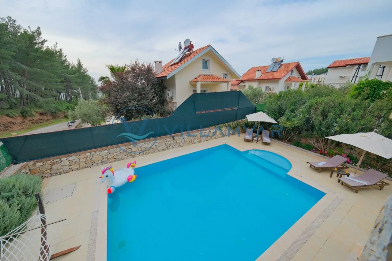 Villa Gün Rengi
