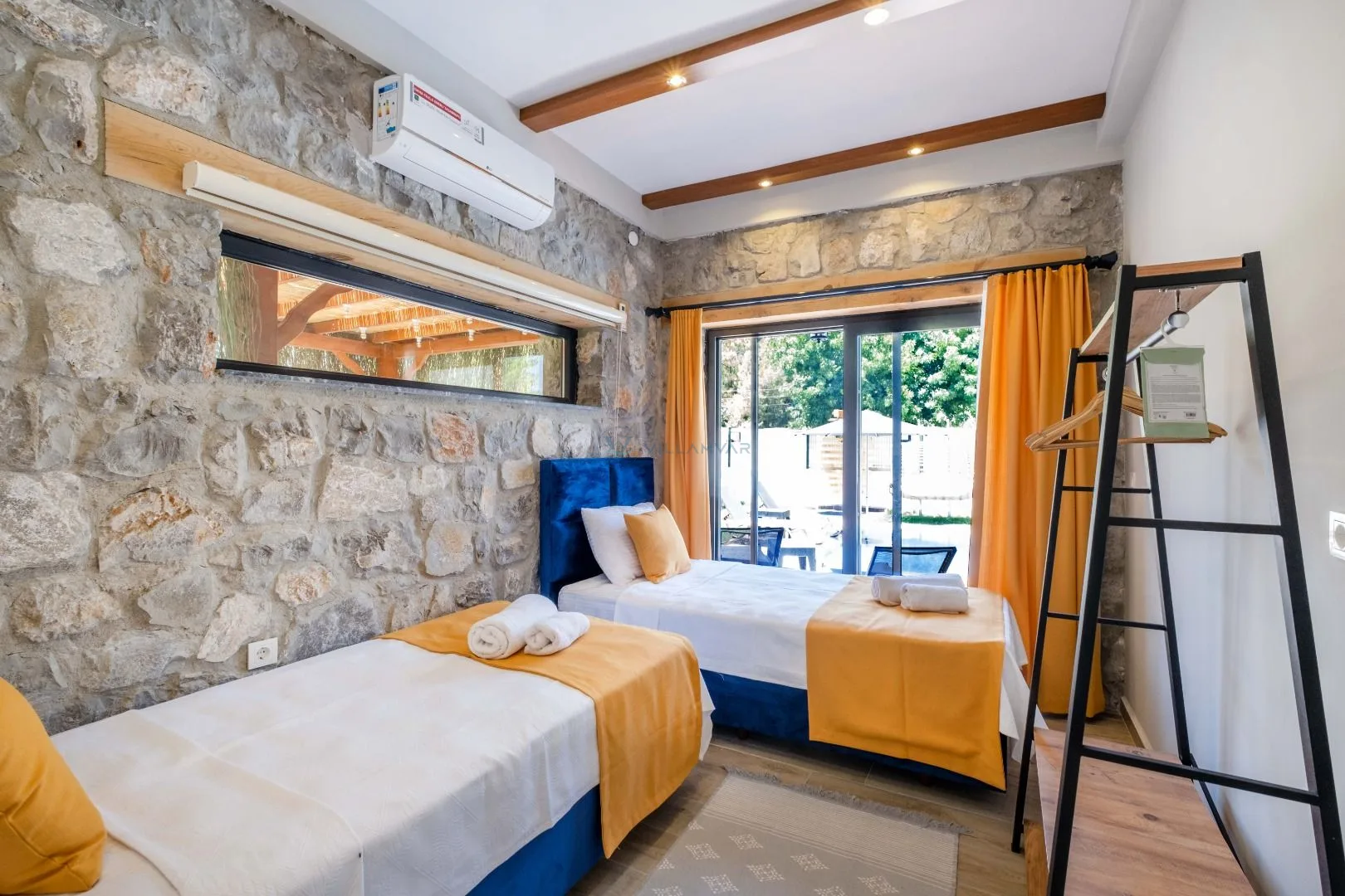 Villa Demo