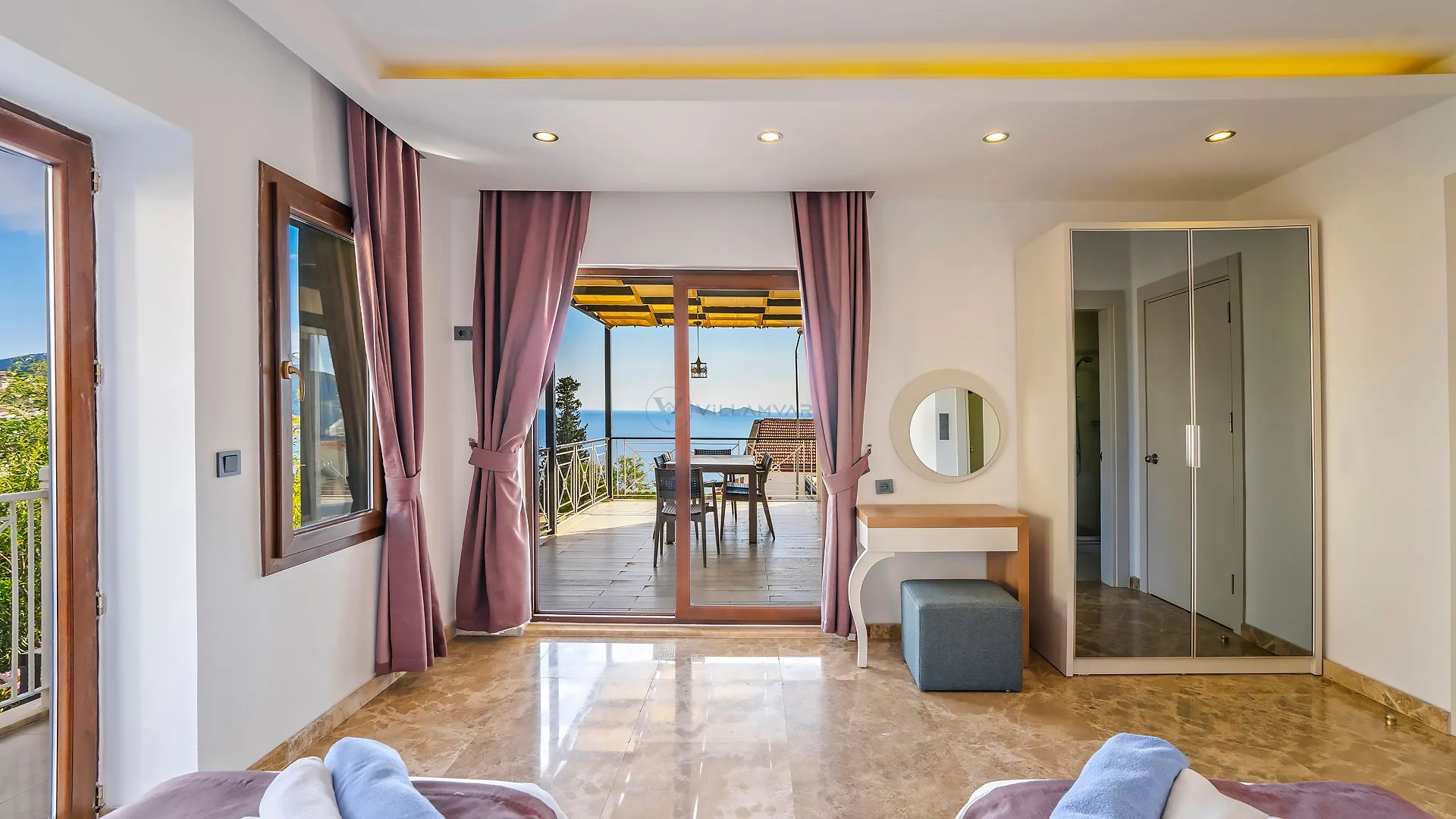 Villa Roa Hills 2