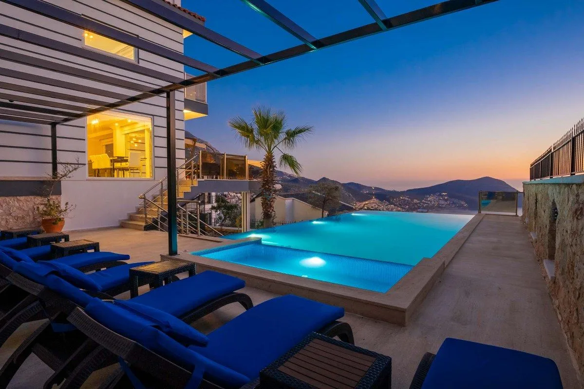 Villa In The Sky