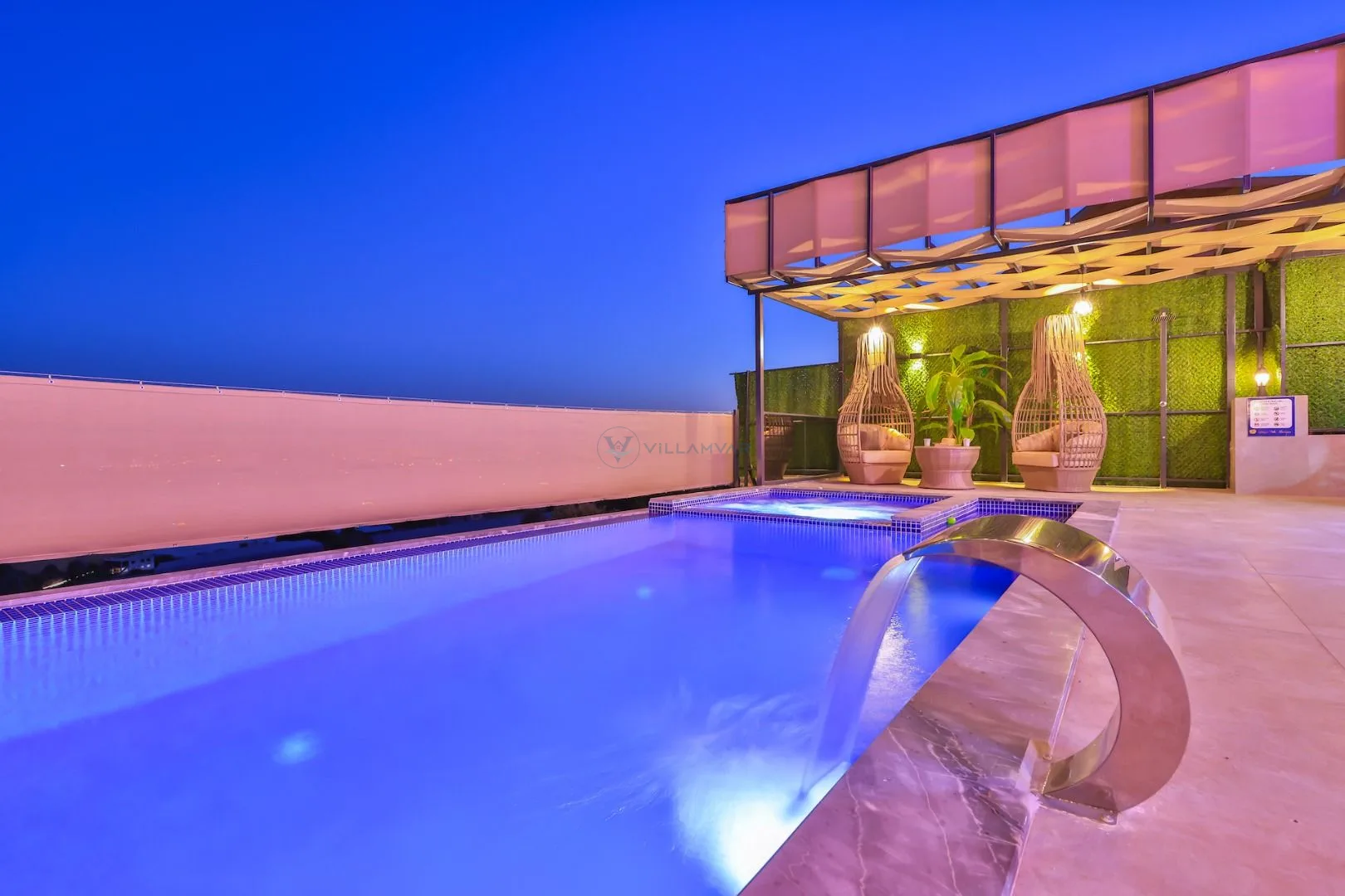 Villa Lalezar