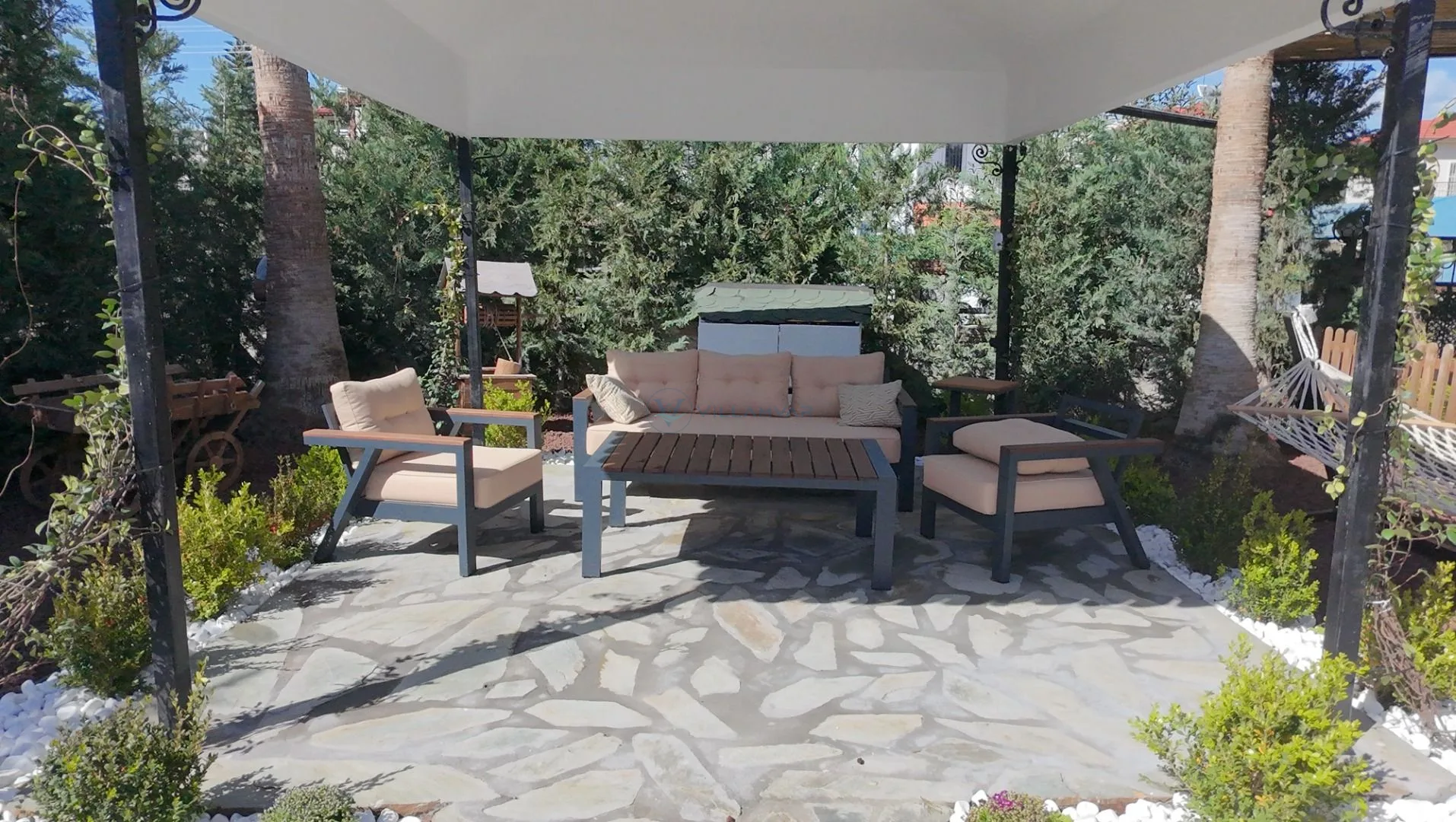 Villa Nazende