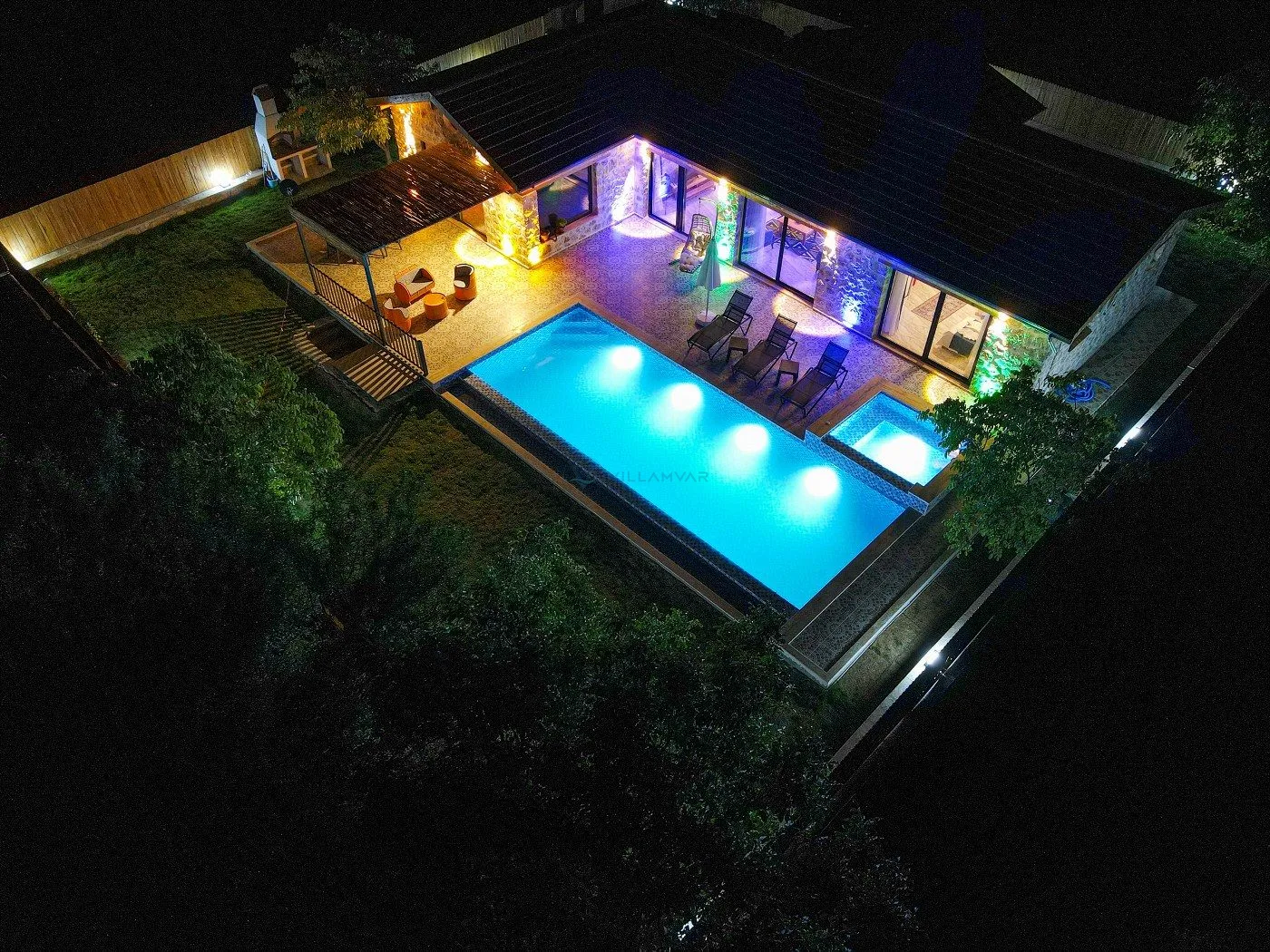 Villa Ceviz