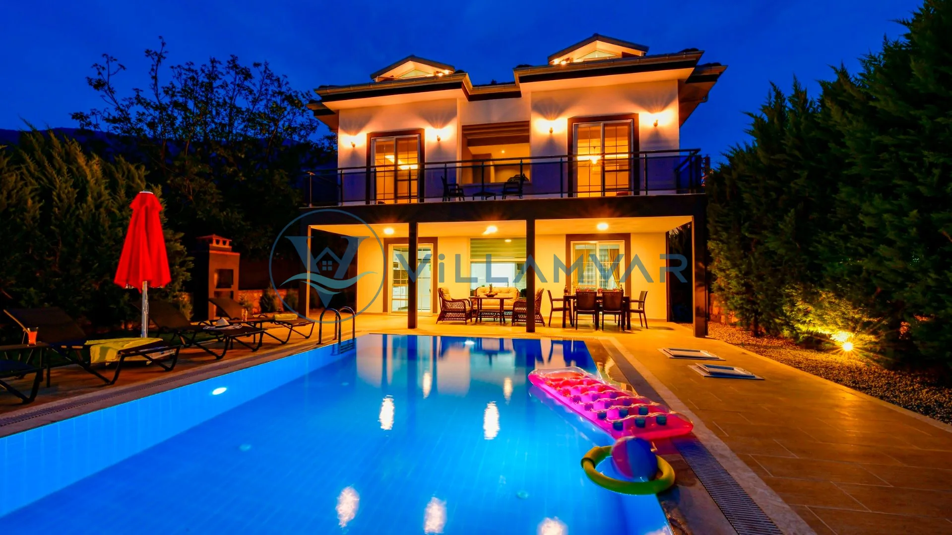 Villa Blur