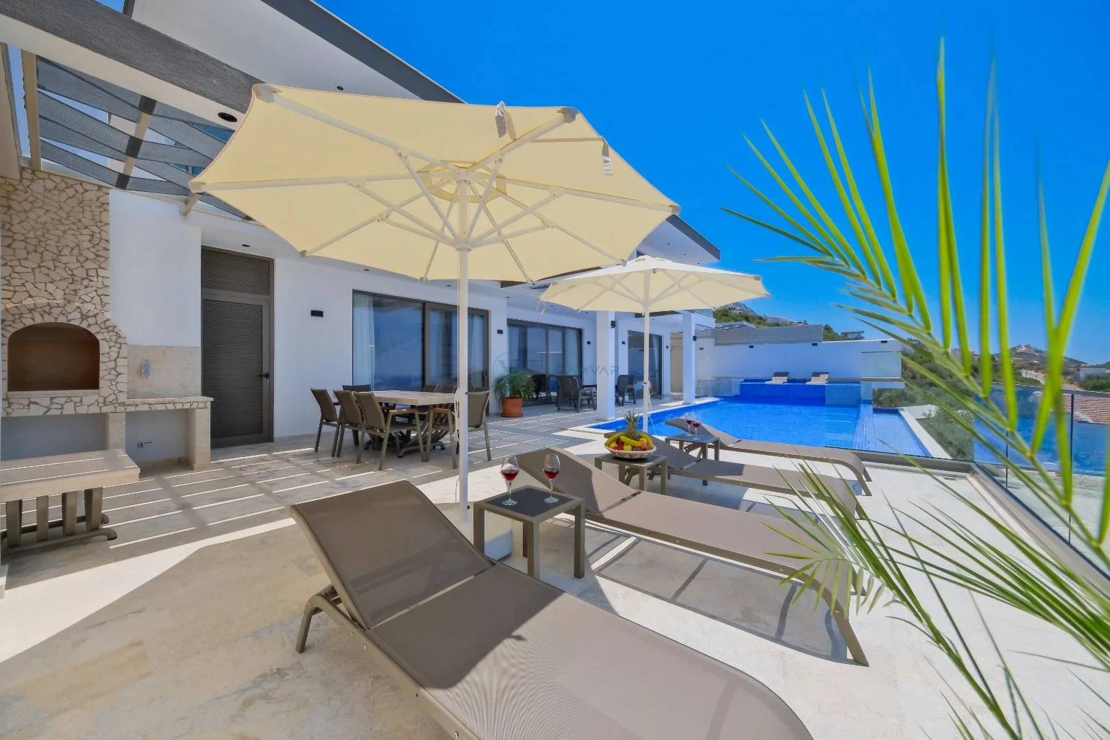 Villa Magic Life