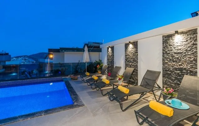 Villa Moonlight