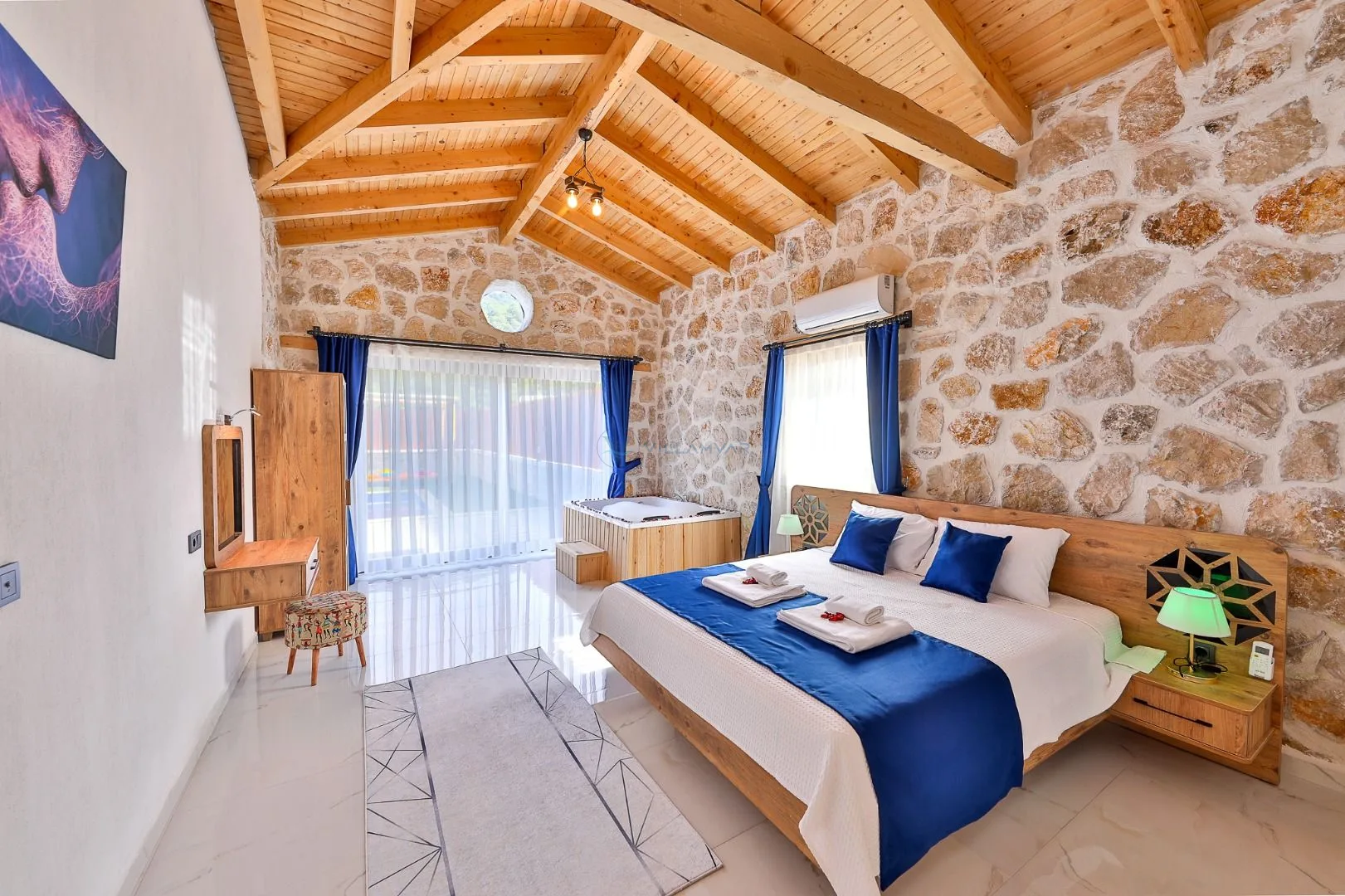 Villa Mebika