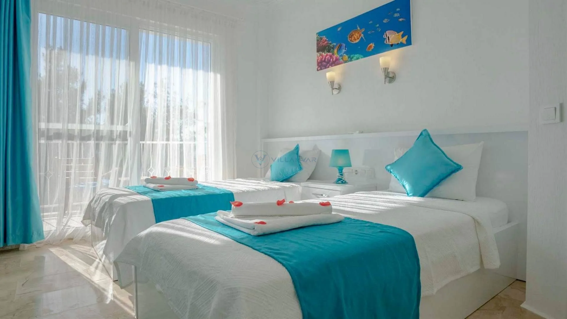 Villa Uzaktaki Şehir