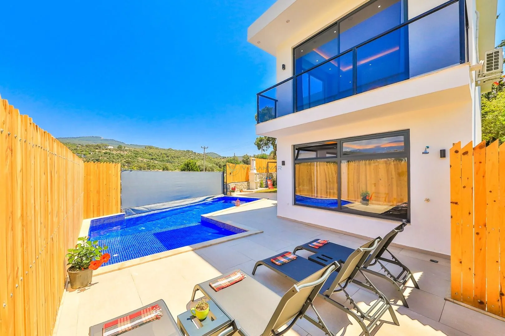 Villa Metaverse