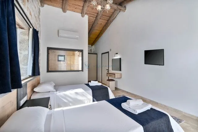 Villa Loya