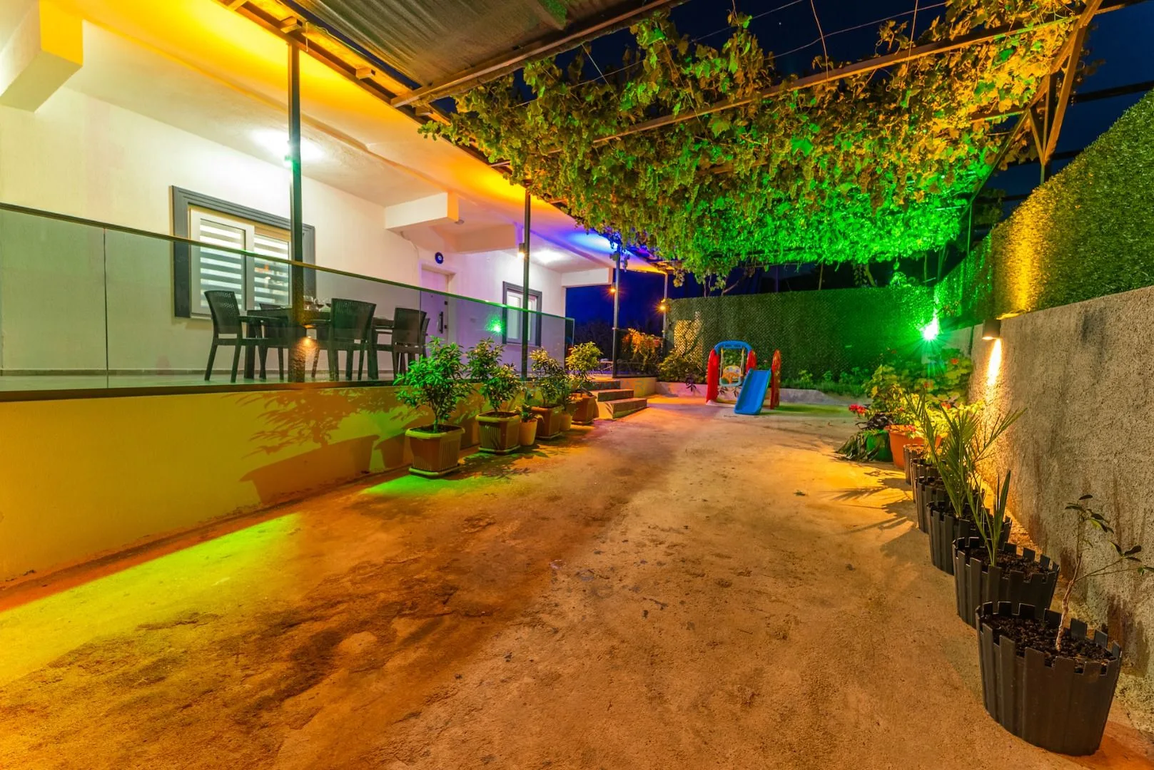 Villa Sulina Tek