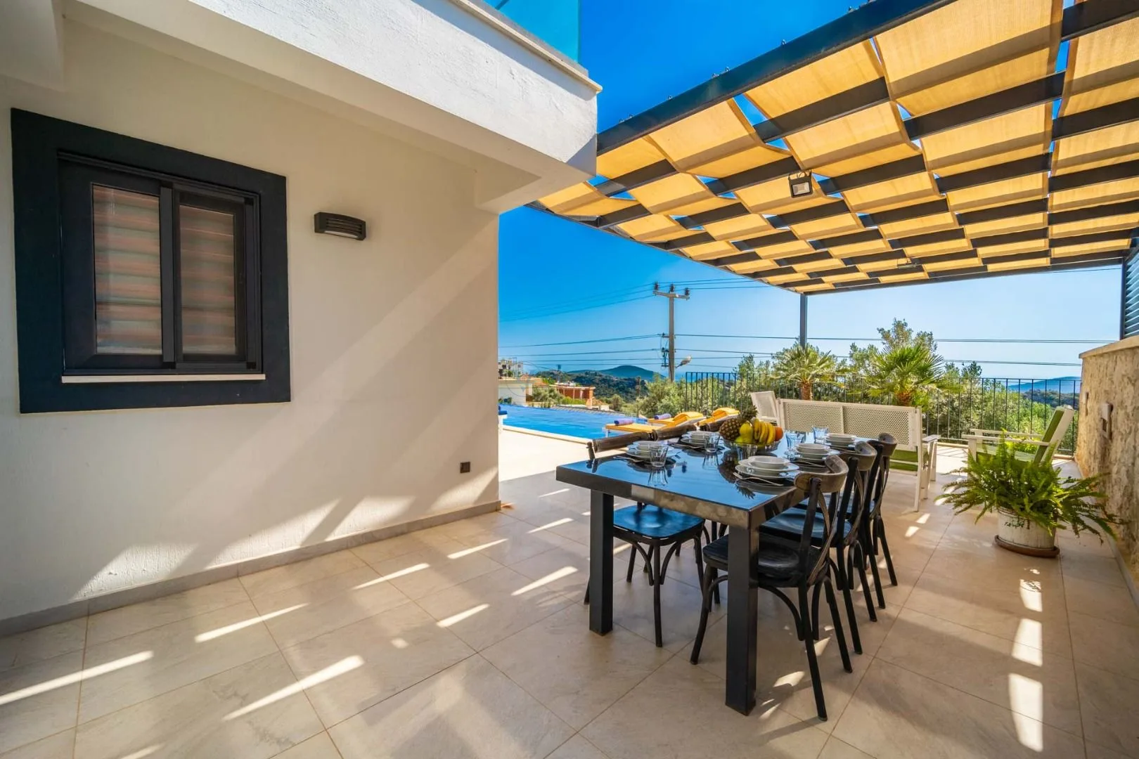 Villa Thera Seis