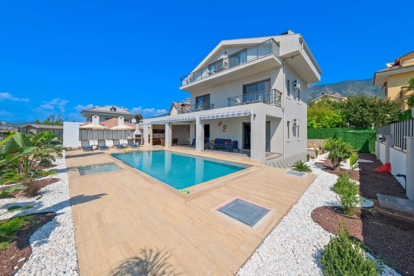 Villa Safra 1