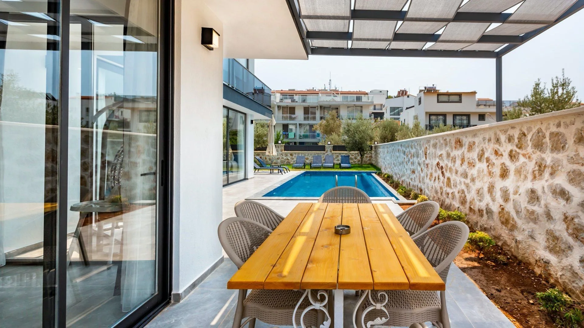 Calix 2 Lipsos Villaları