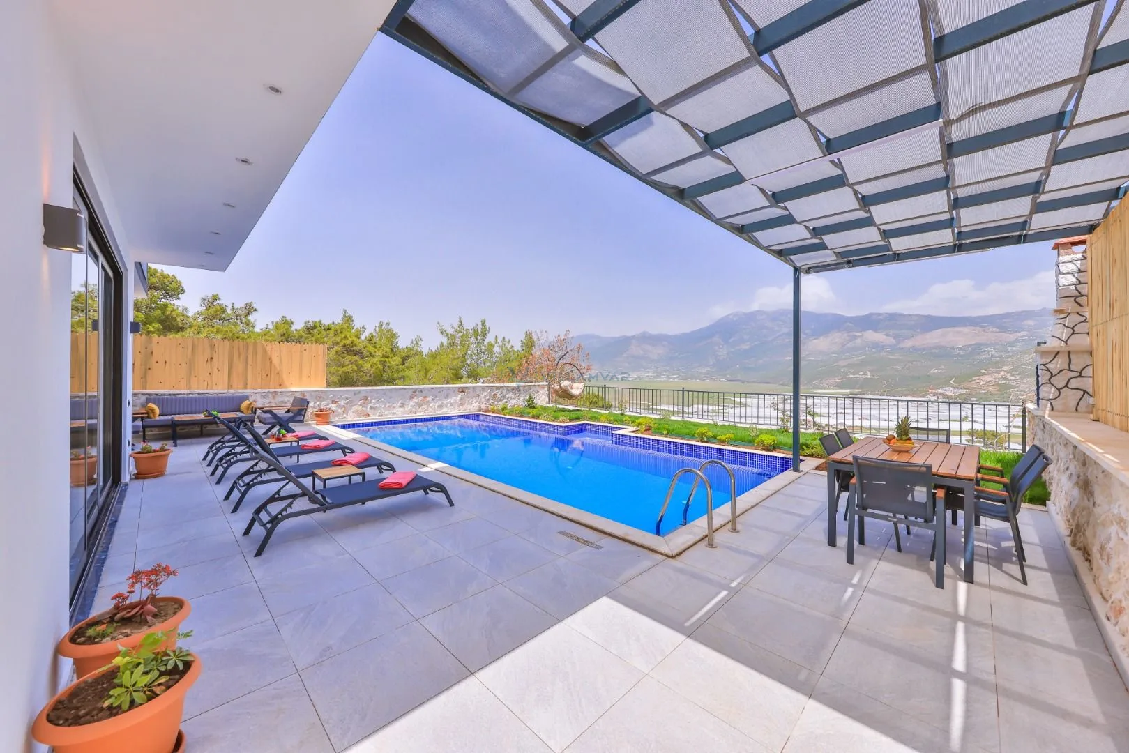 Villa Pika Trio
