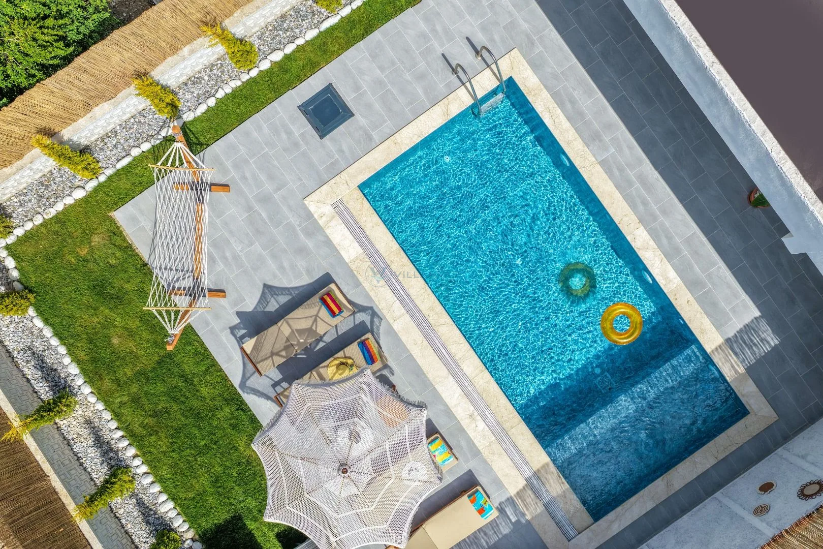 Villa limonia