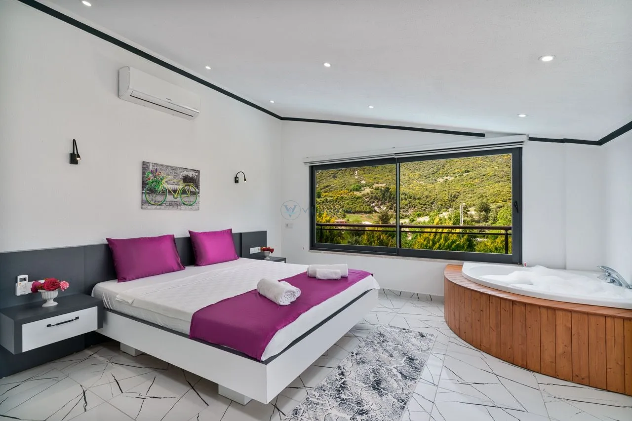 Villa Gold