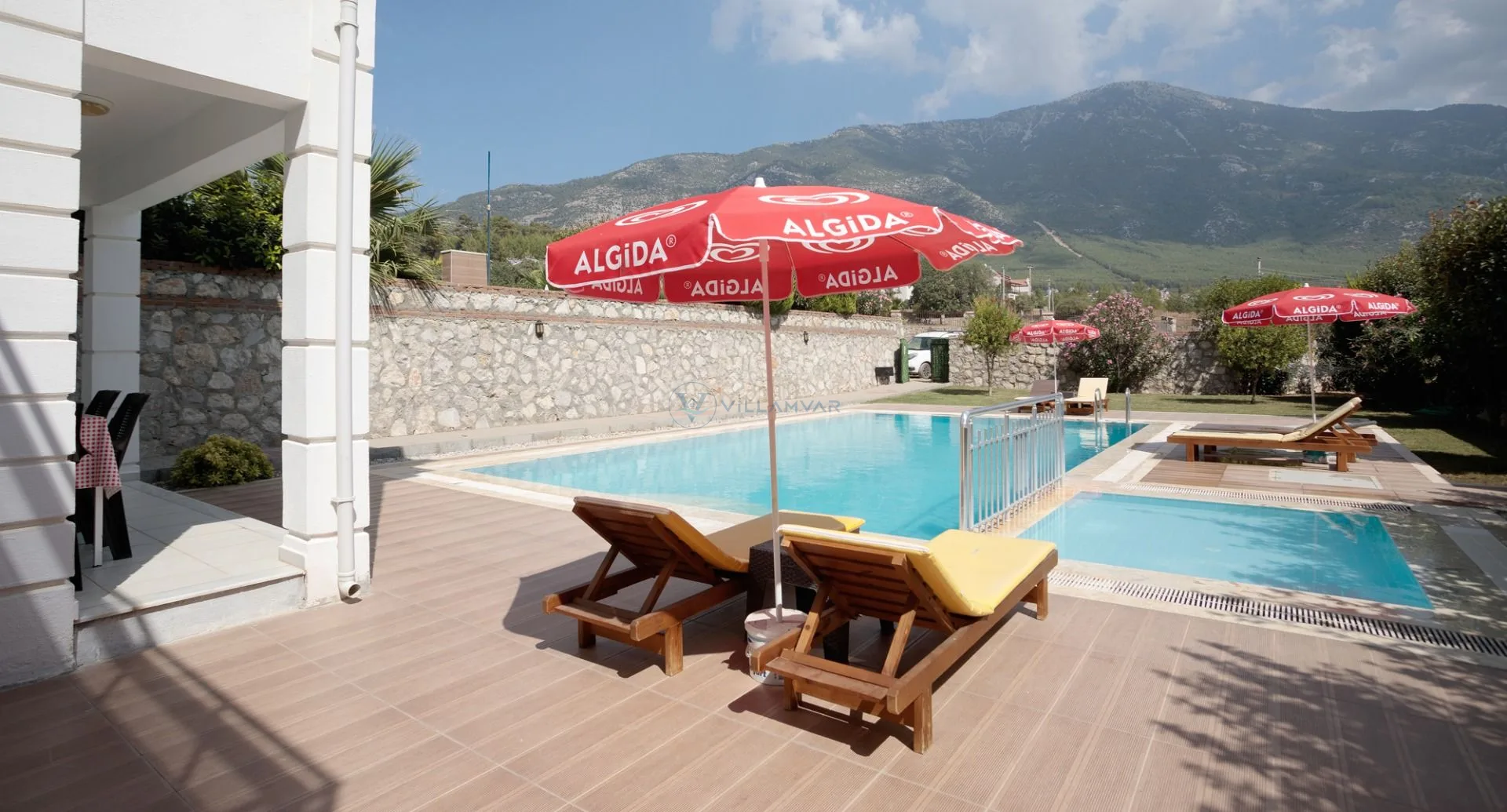 Villa Dera 2