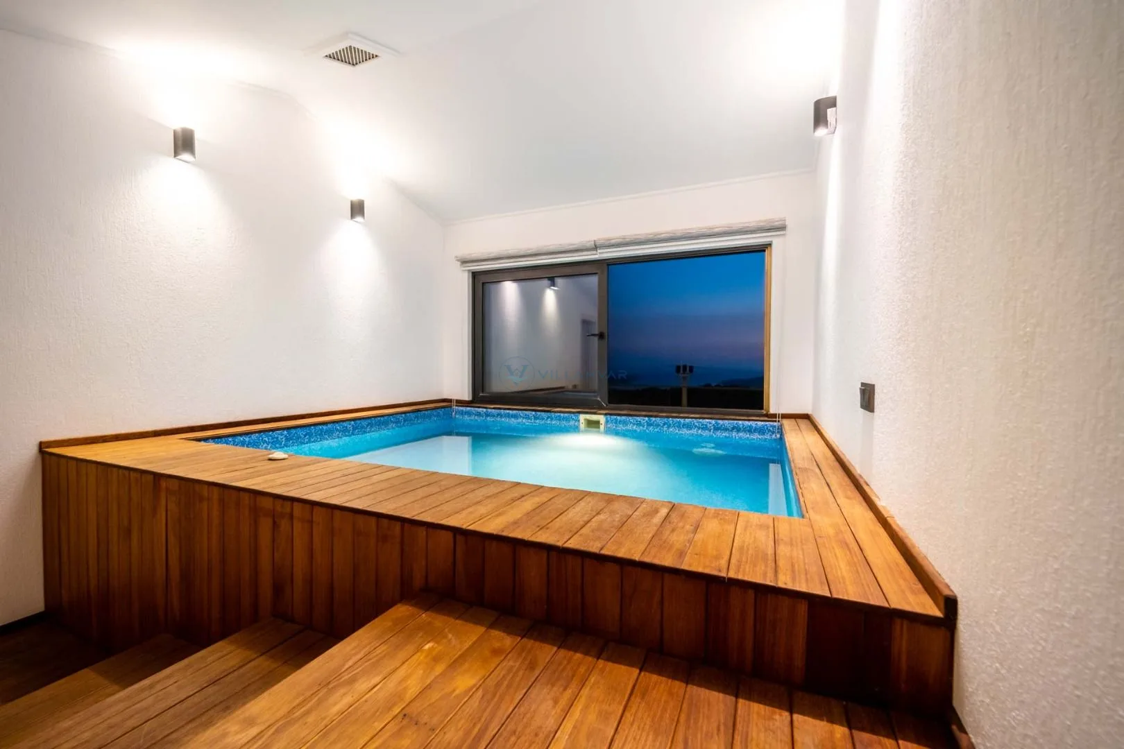 Villa Thera Seis