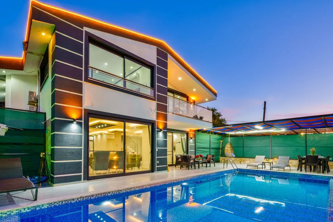 Villa Gold