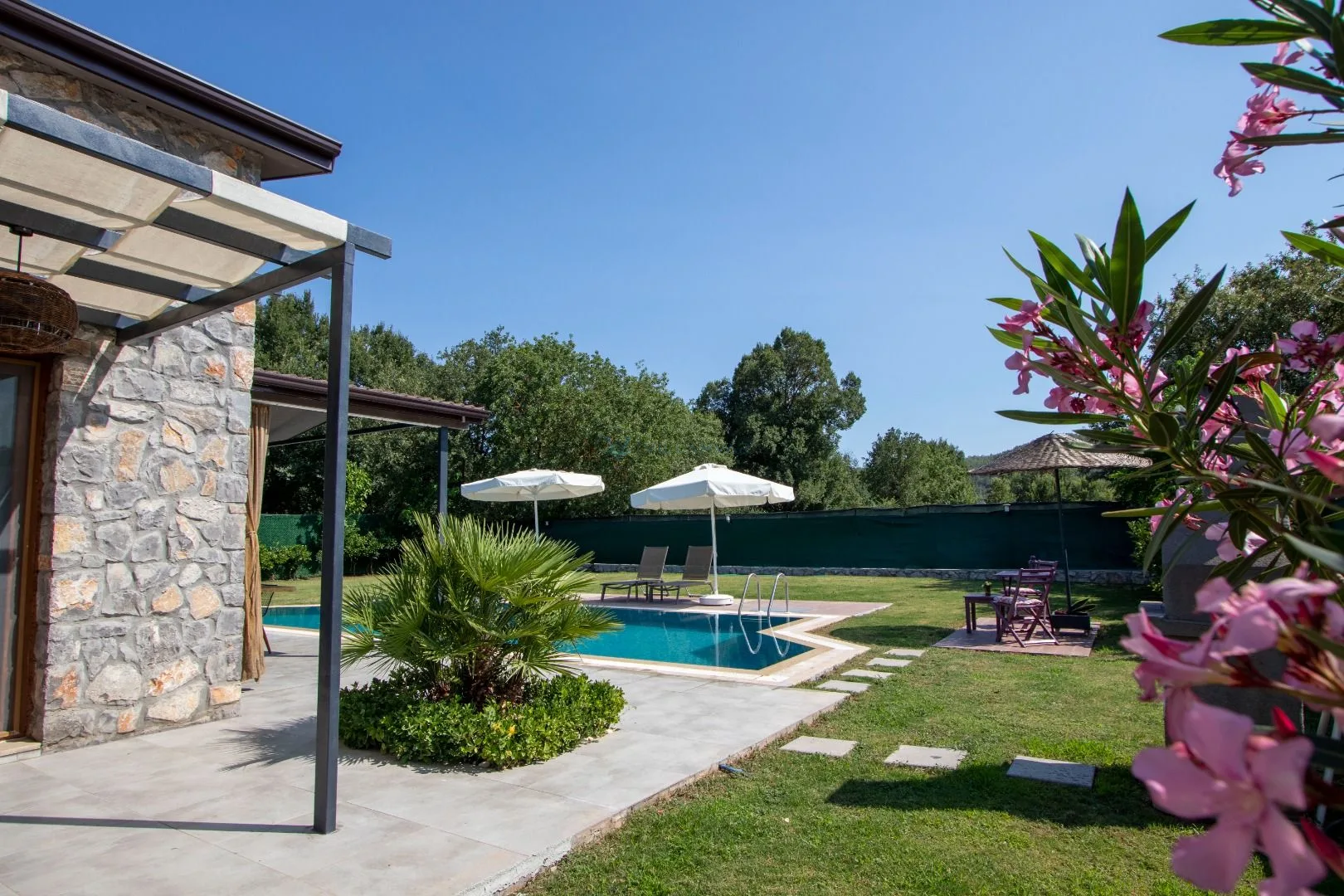 Villa Hidden Garden