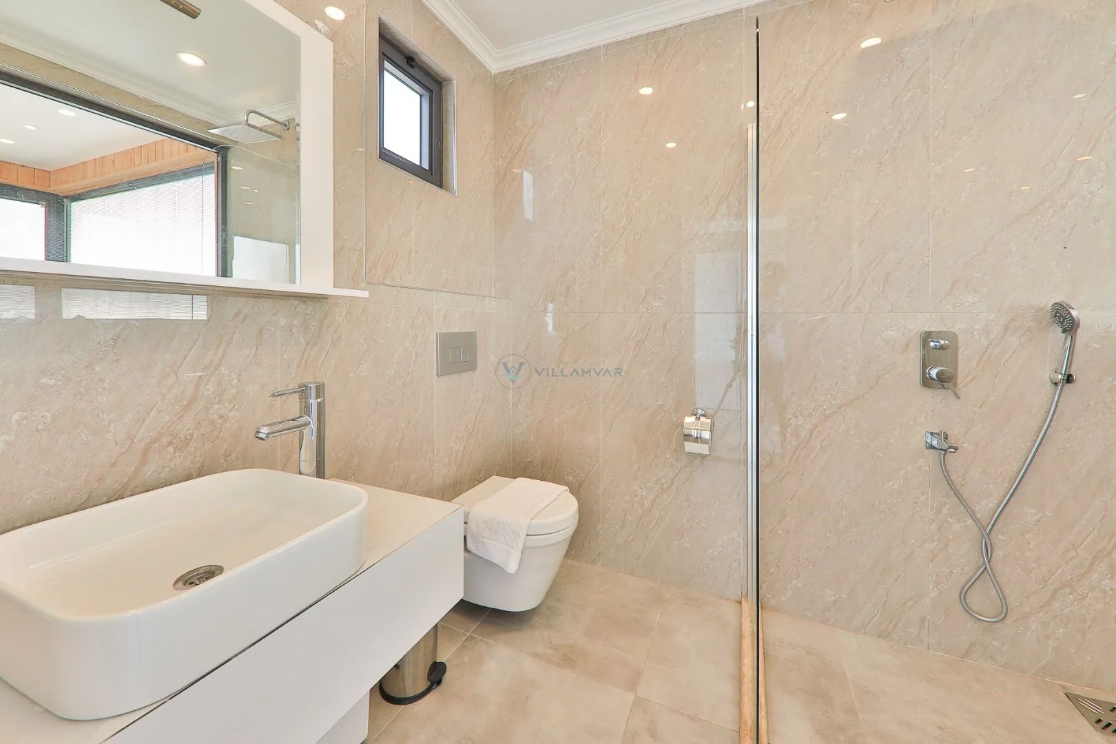 Villa Blue Star