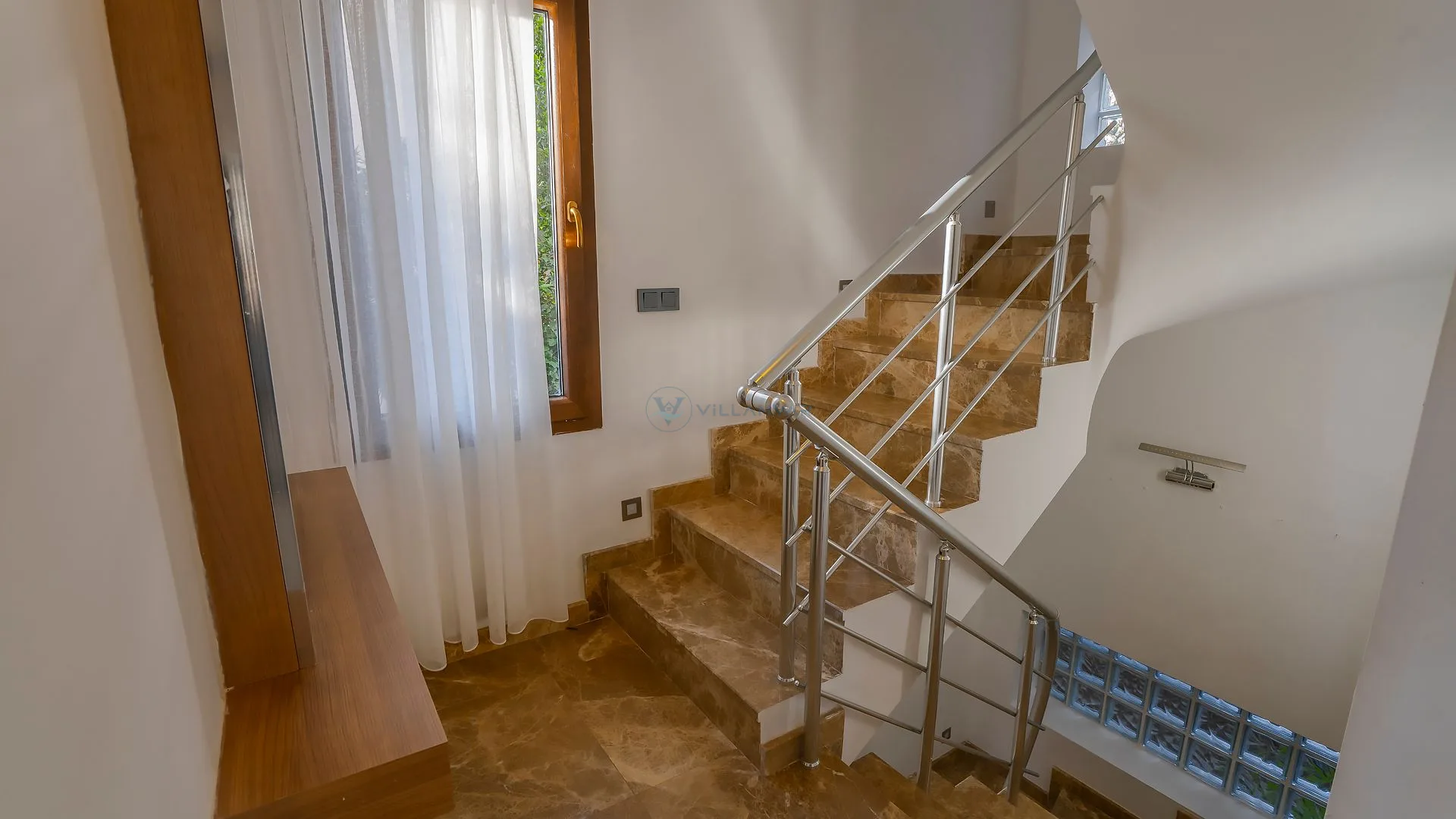 Villa Roa Hills 2