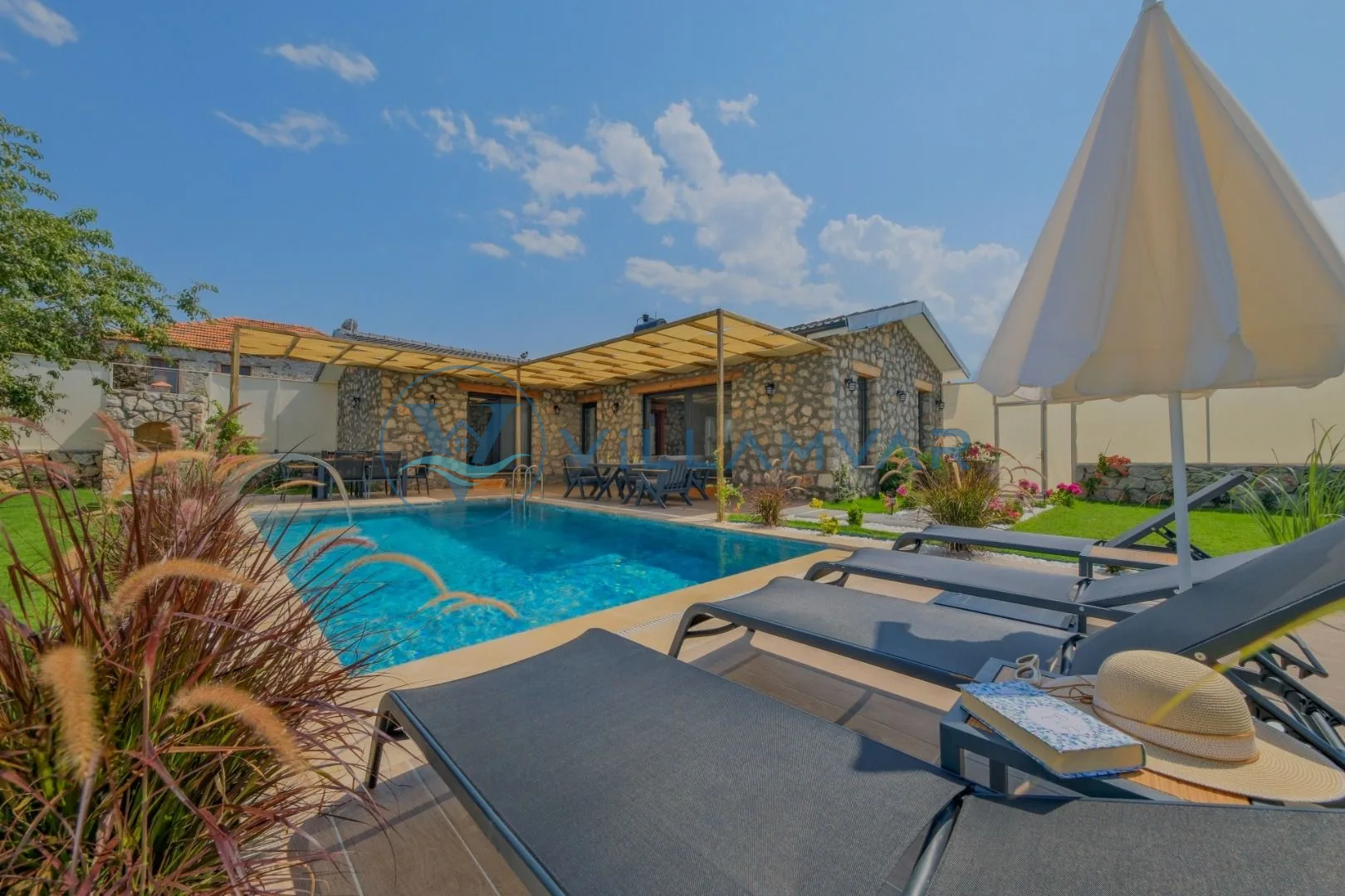 Villa İris