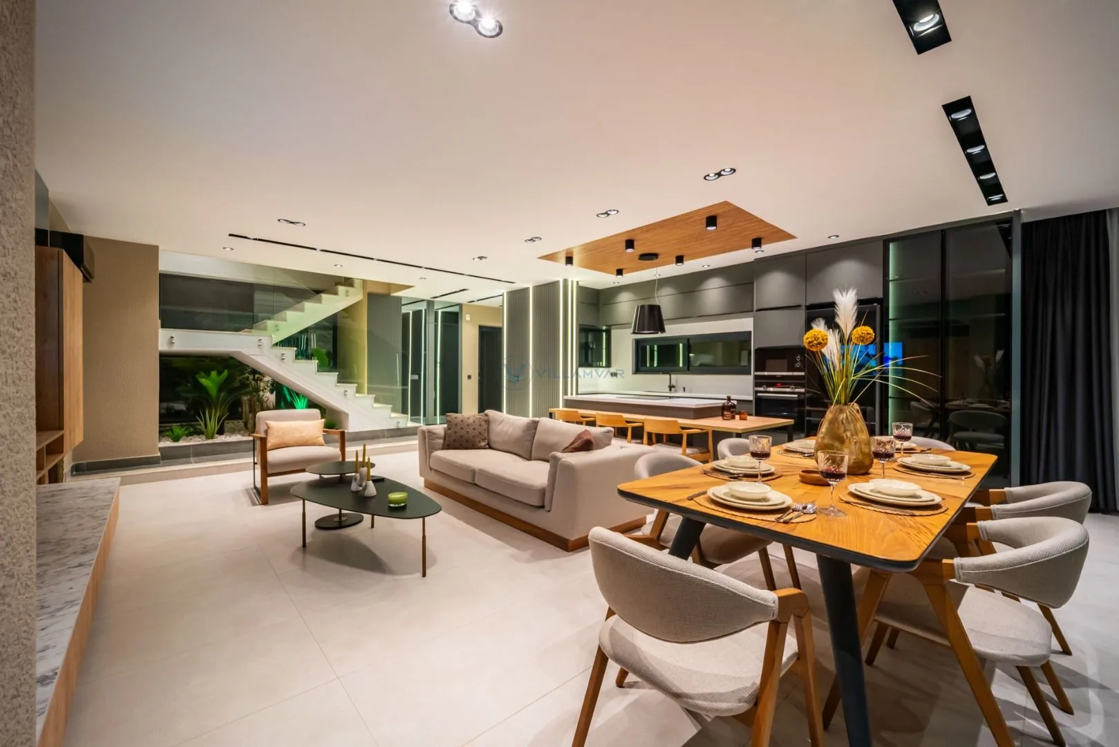 Villa Aura F