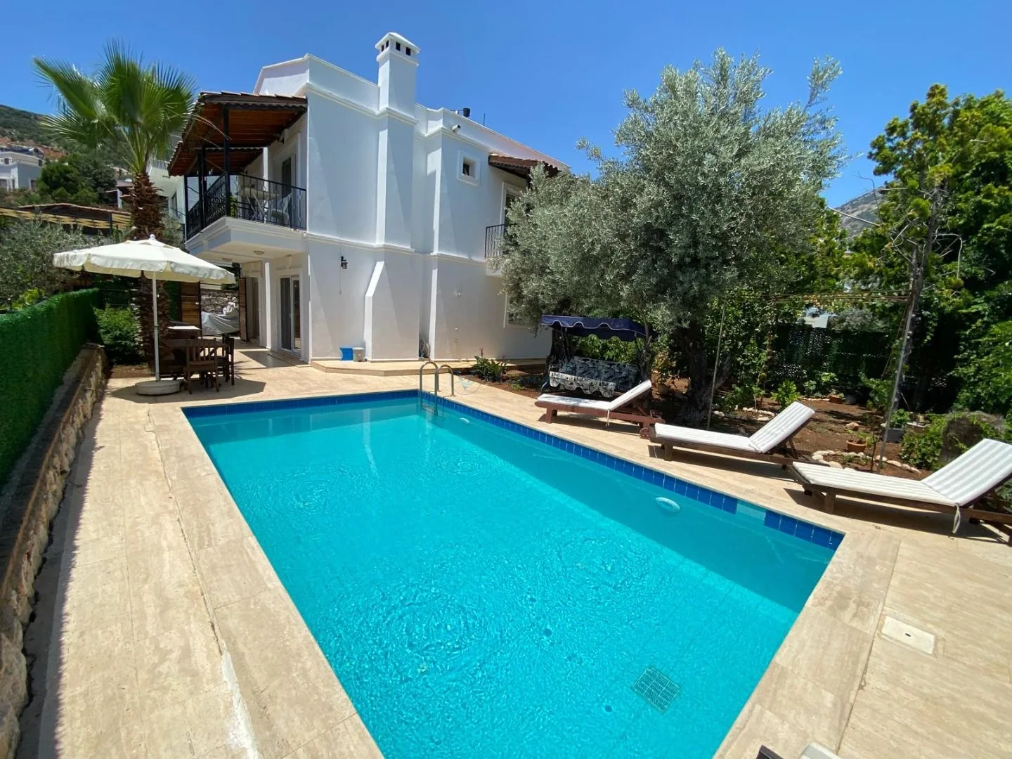 Villa Leton Kleo 2