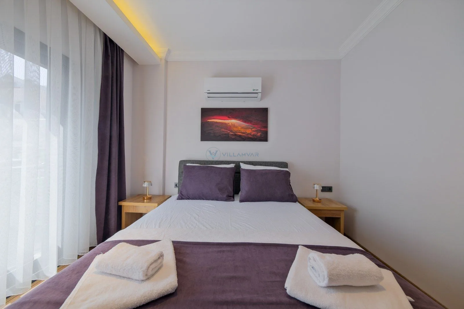 Light Suite Apart 1