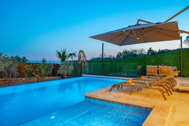 Villa Sarnis