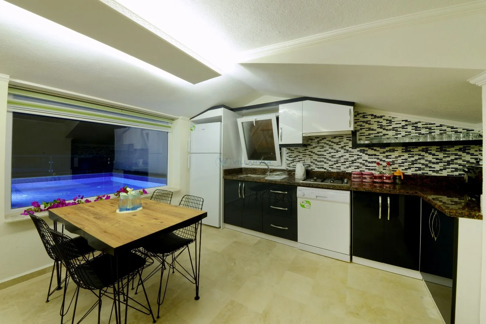 Sky Villa Çatı