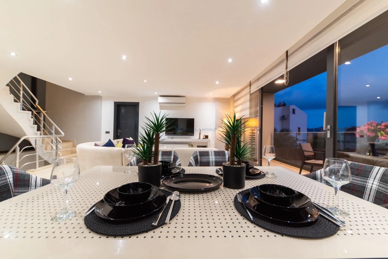 Villa City