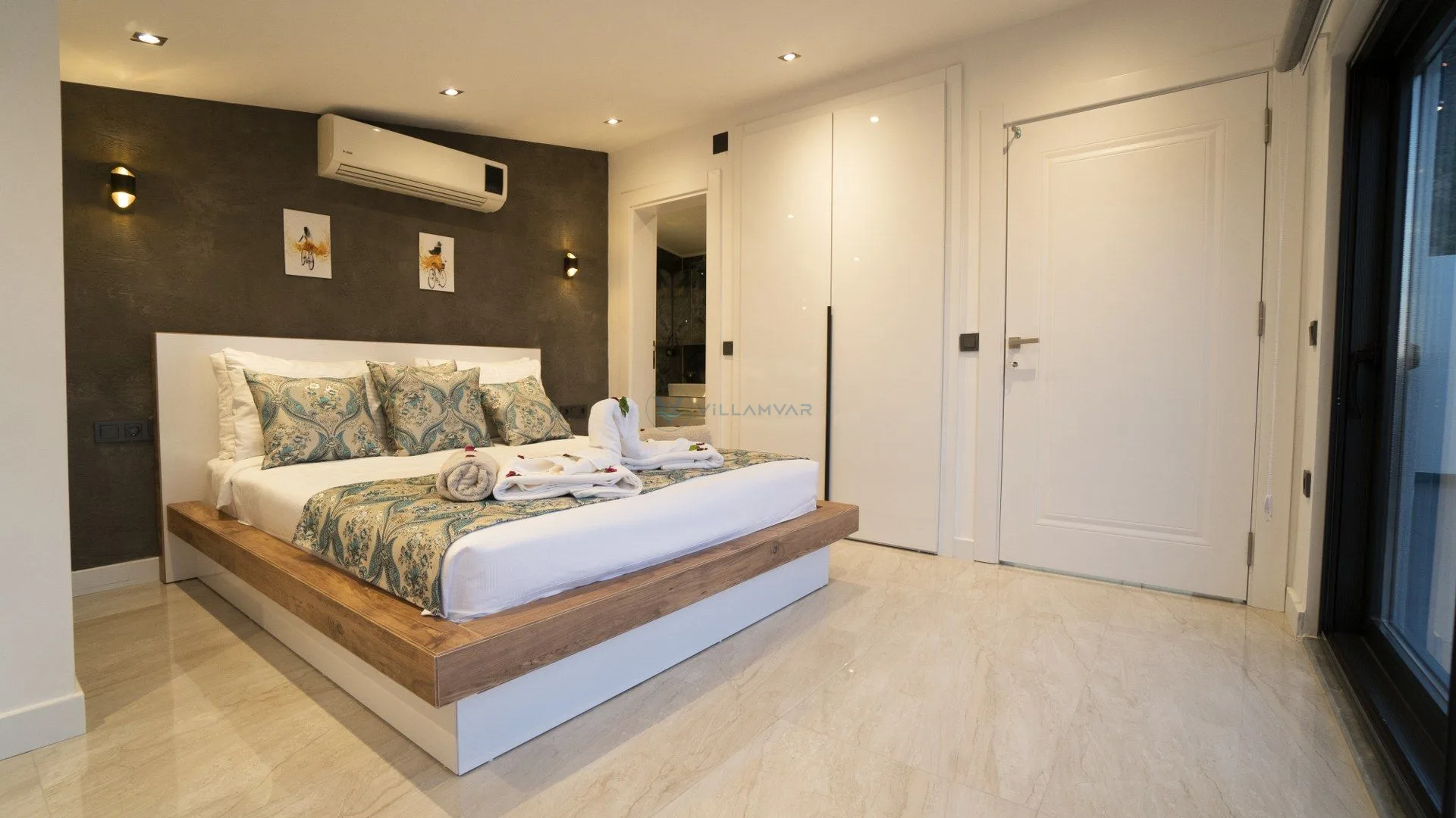 Villa Elif -Efe Rezervasy
