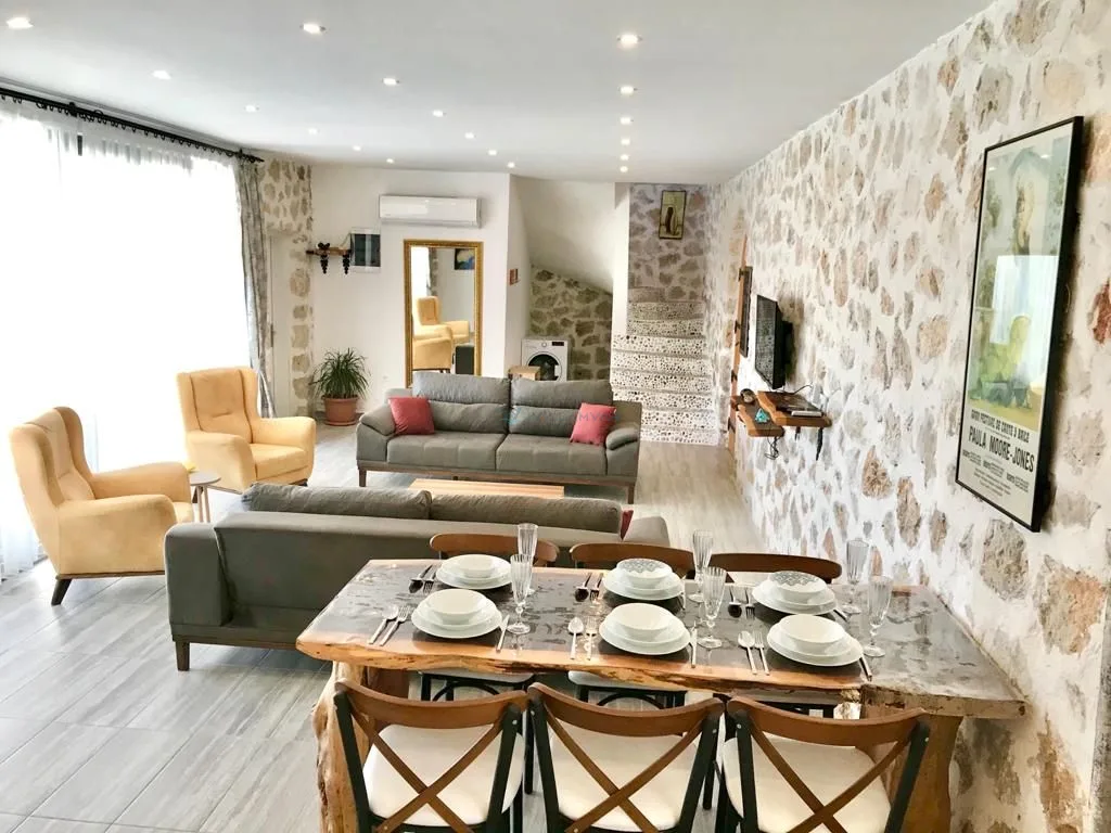 Villa Metehan Akbel