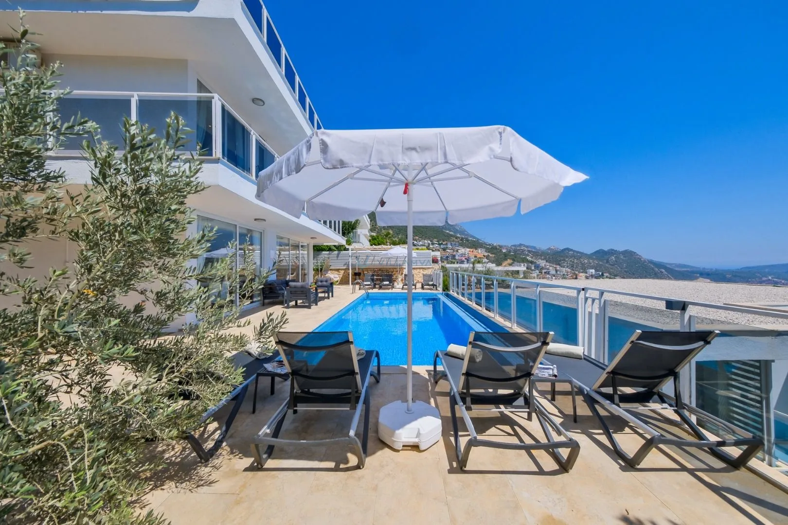 Villa Lumi 3