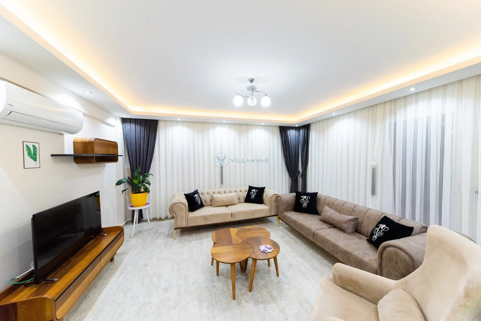 Villa Adelina 2
