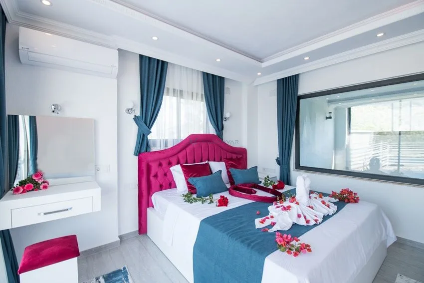 Villa Nar Çiceği