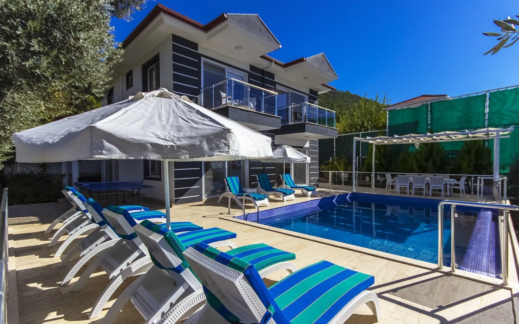 Villa Ferya