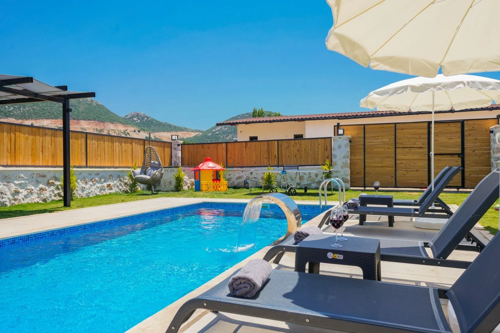 Villa Aslan Bezirgan