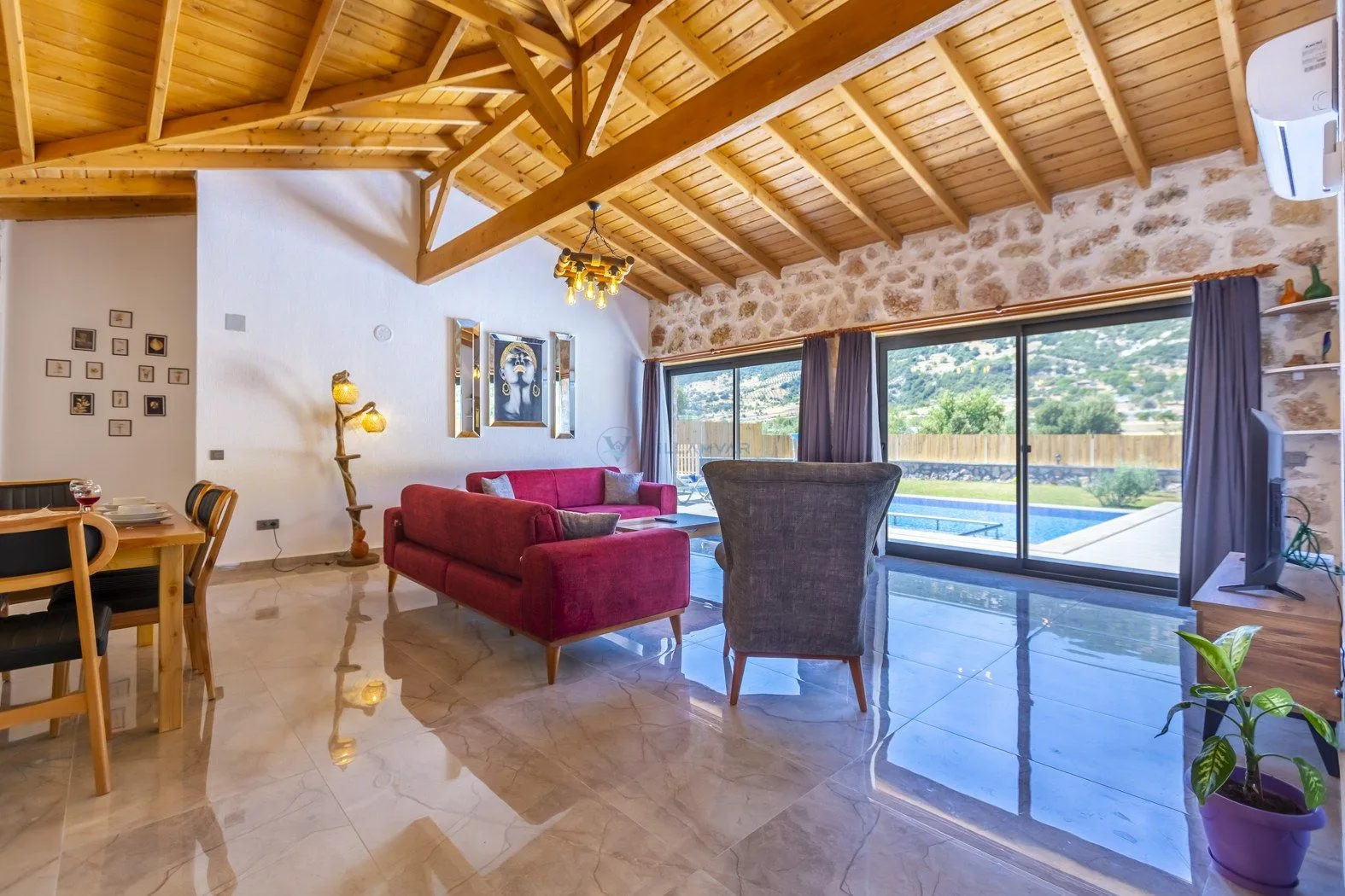 Villa Blue Bird