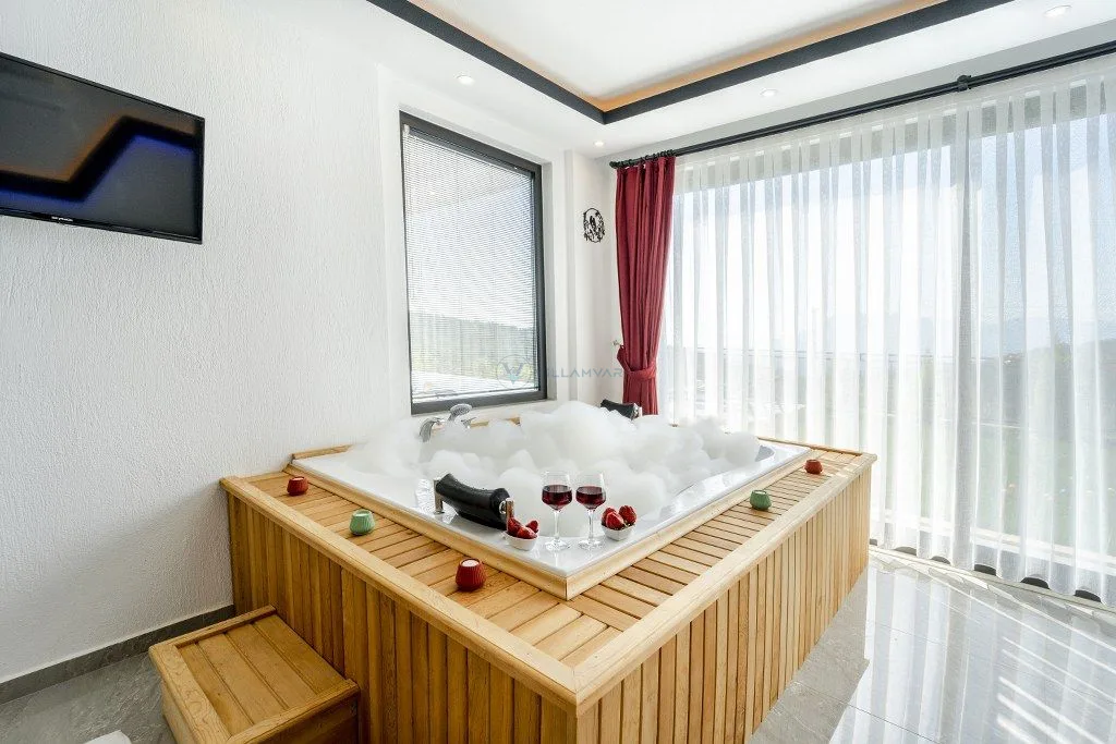 Villa Alaska
