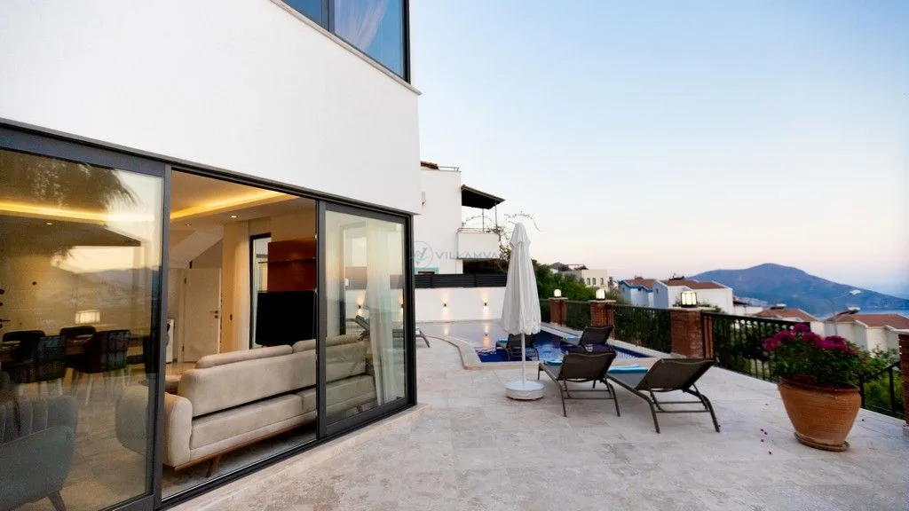 Villa Quinn Star