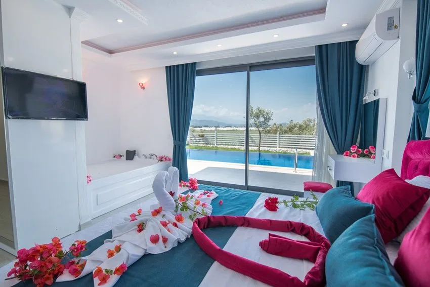 Villa Nar Çiceği