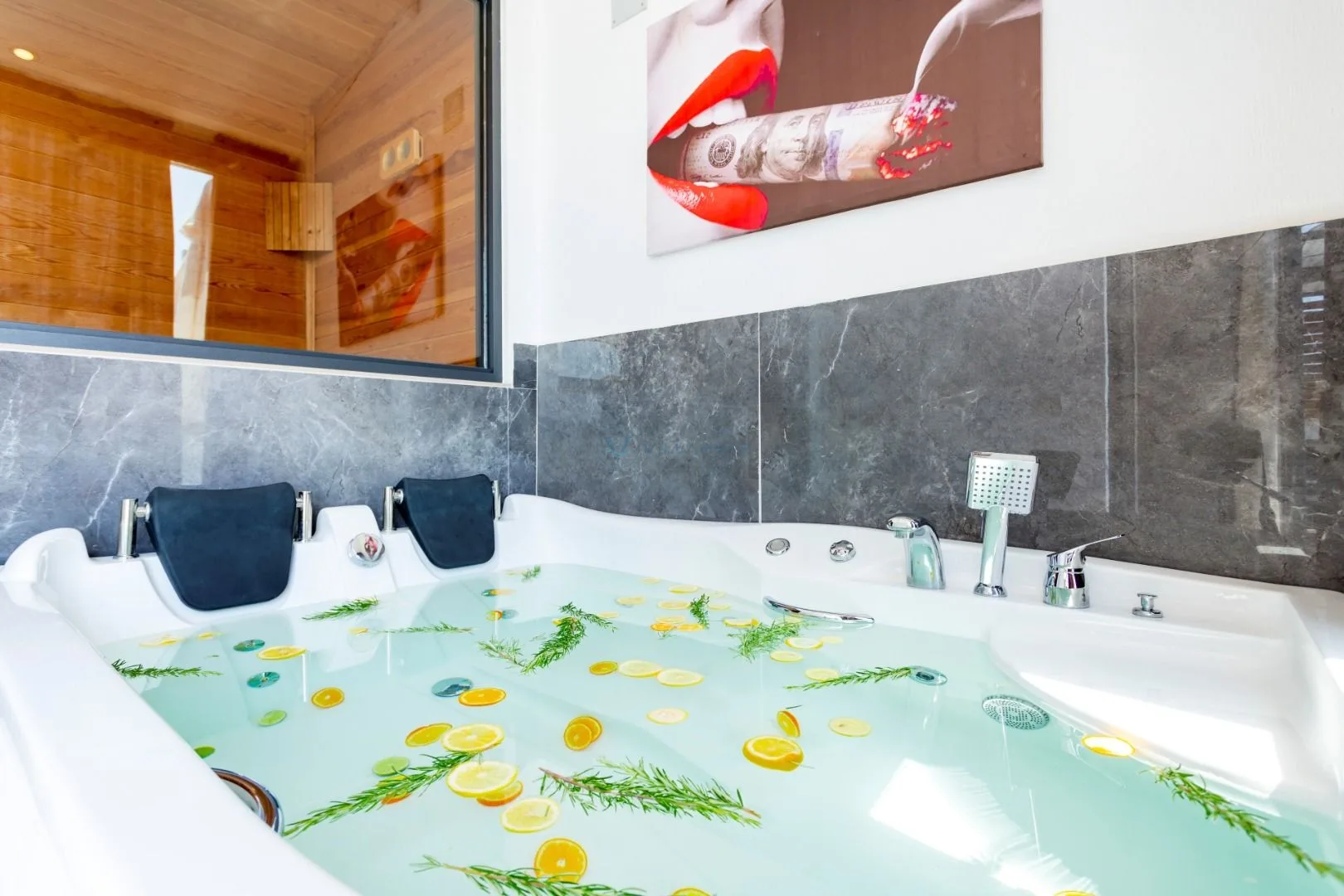 Villa Gold Moon