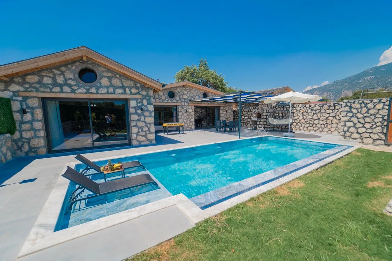 Villa Gretna 1 Uno