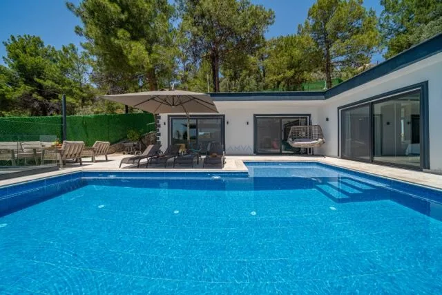 Villa Sarnis
