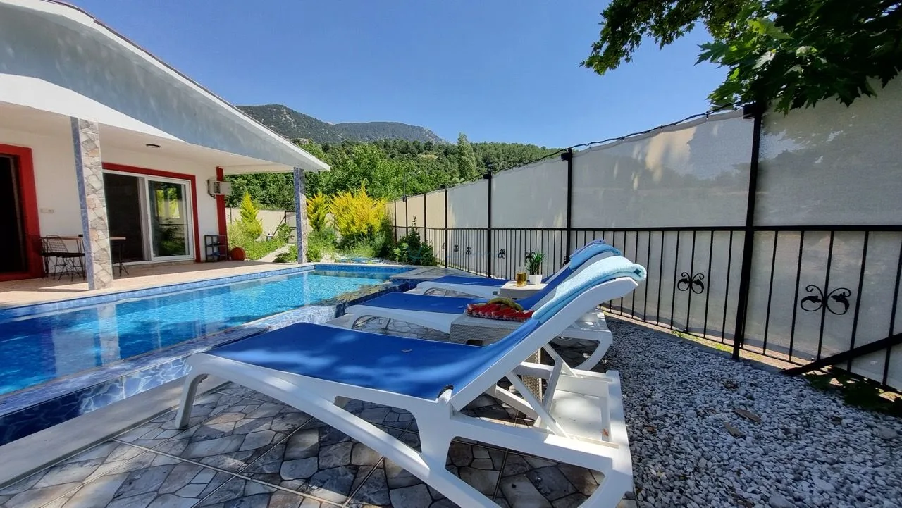 Villa Çıra