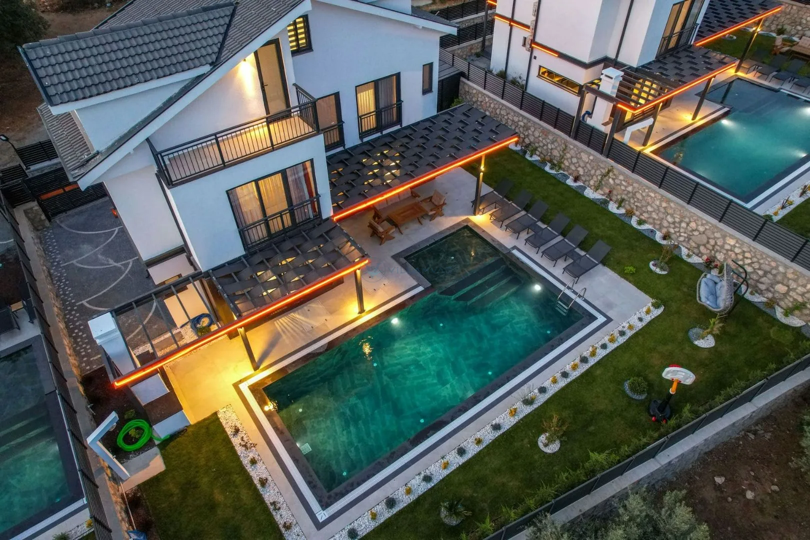 Villa Luni 2